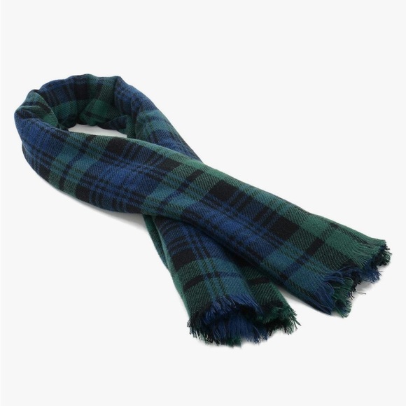 ModCloth’s Loch and Key Scarf in Green and Blue Plaid Super Soft & Cozy - Picture 8 of 10